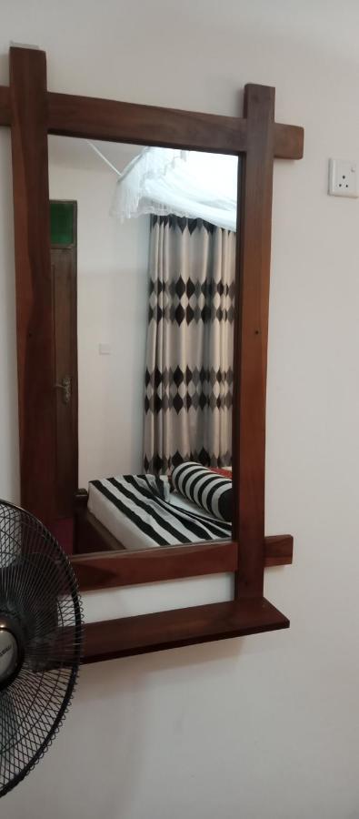 Nethanya Homestay Елла Екстер'єр фото